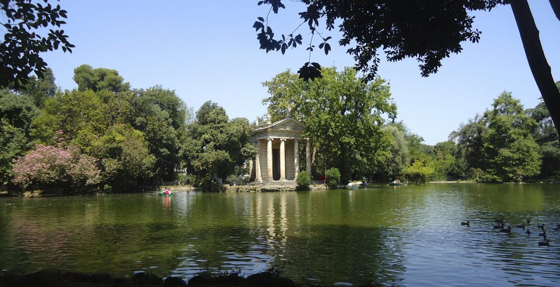 laghetto villa borghese roma