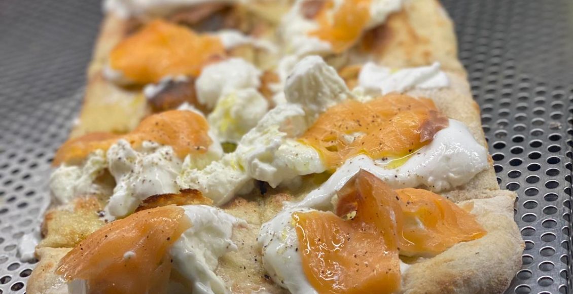 pizza con salmone