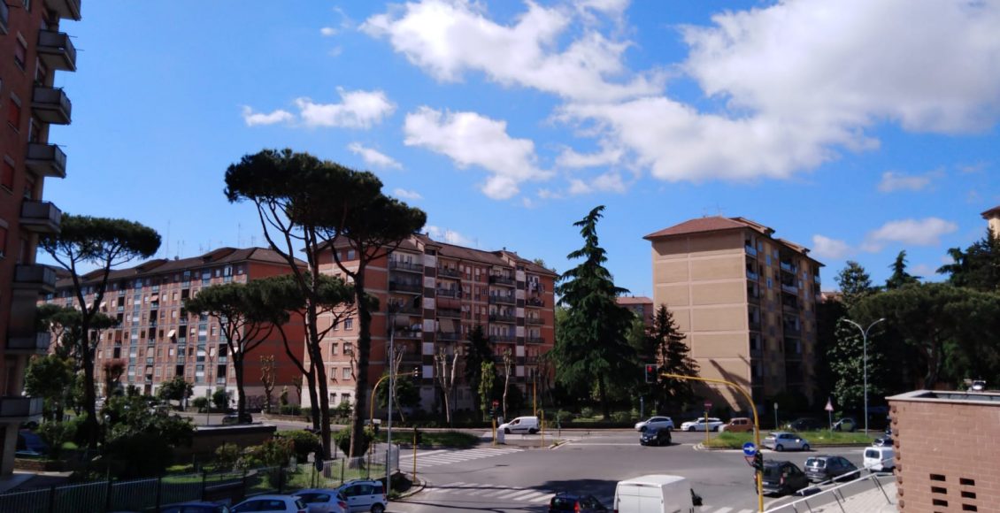 torre spaccata roma viale dei romanisti maggio 2021