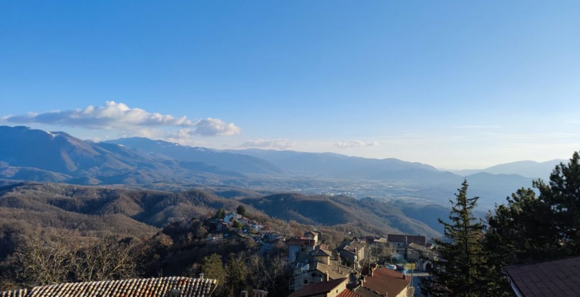 panoramica su piana del cavaliere da collalto sabino gen 2022