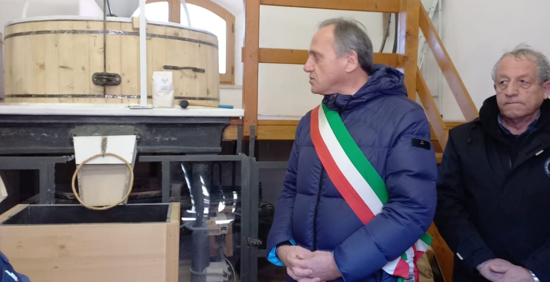 inaugurazione mulino comunale jenne gennaio 2024 sindaco giorgio pacchiarotti