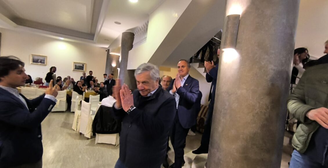 TAJANI E PACCHIAROTTI ARRIVO