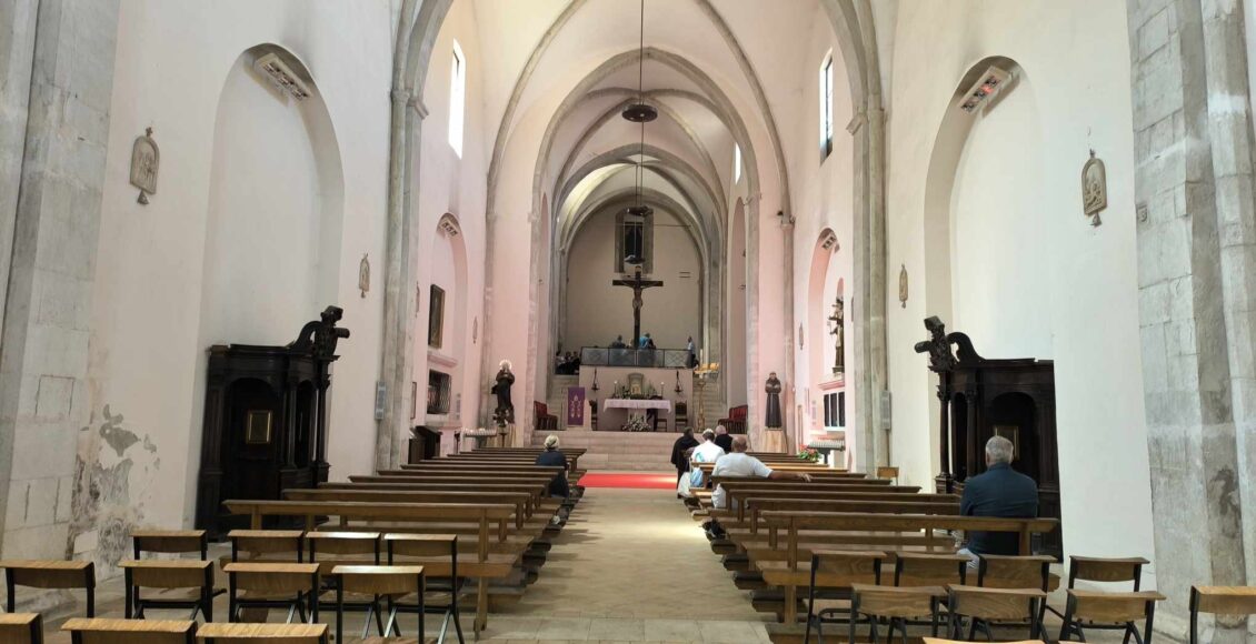 interno chiesa di san francesco tagliacozzo