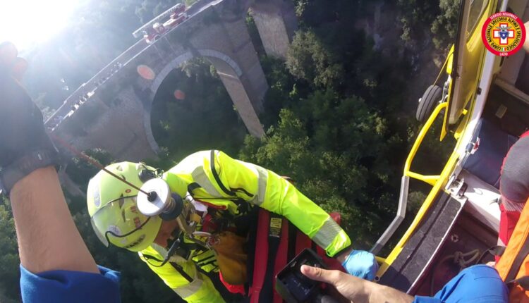 Escursionista Scivola In Un Dirupo Salvata Dal Soccorso Alpino Del Lazio Confinelive